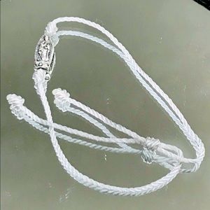 Adjustable handmade bracelet